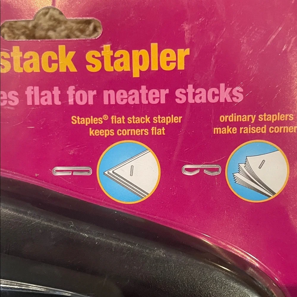 Staples Black Flat Stack Stapler and Binder Clips Set